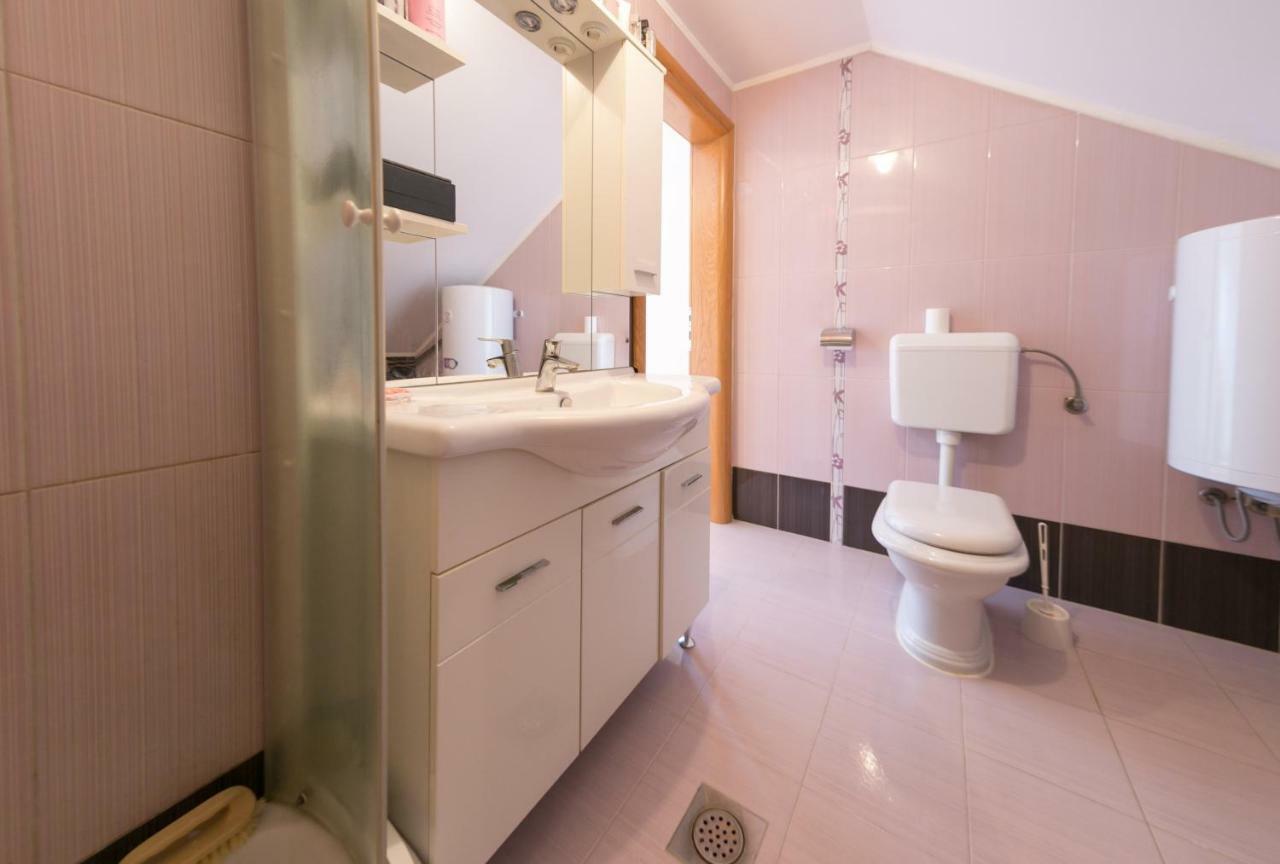 Apartmani Ruza Krasno Polje Exteriör bild