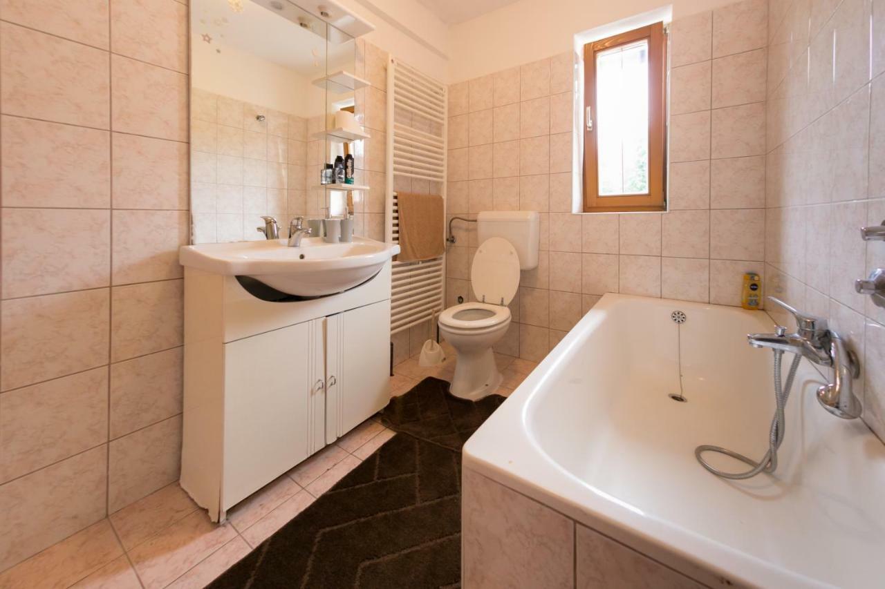 Apartmani Ruza Krasno Polje Exteriör bild