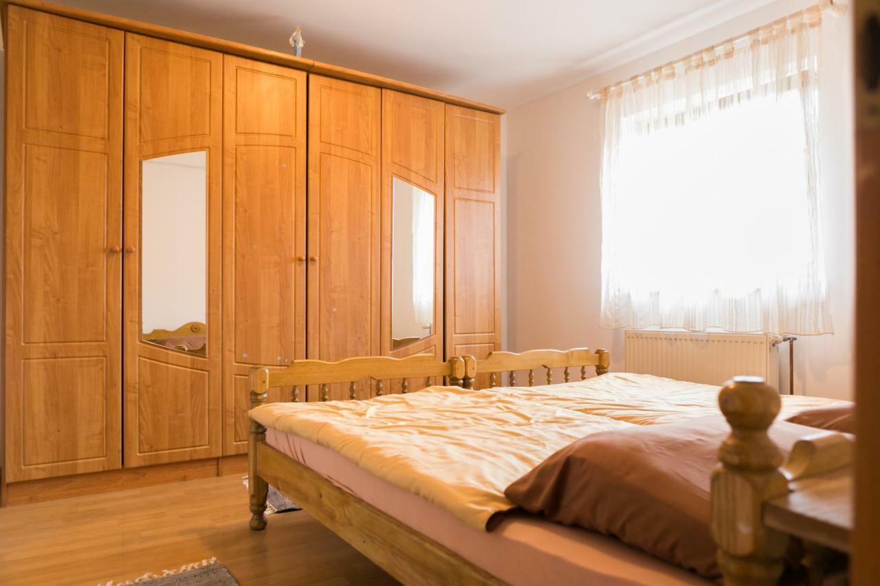 Apartmani Ruza Krasno Polje Exteriör bild