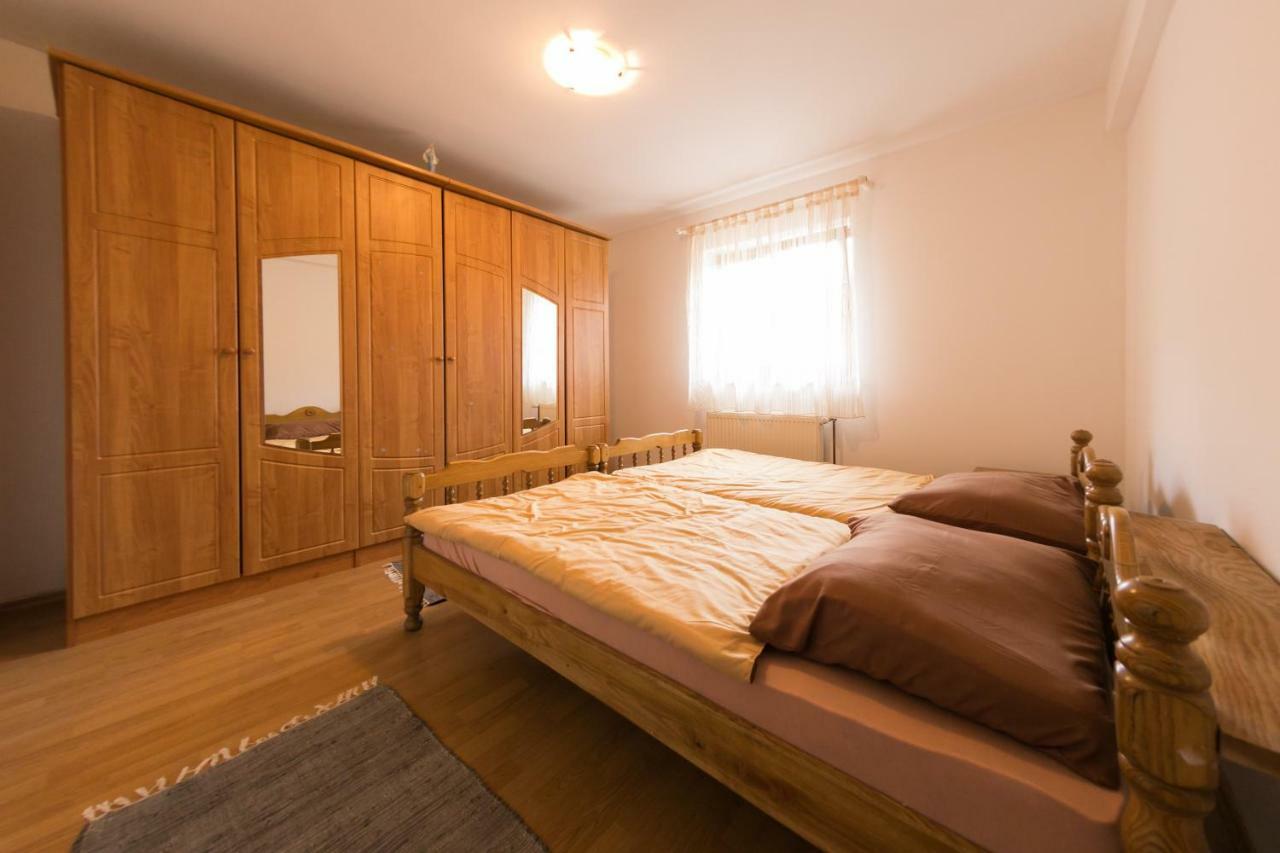 Apartmani Ruza Krasno Polje Exteriör bild